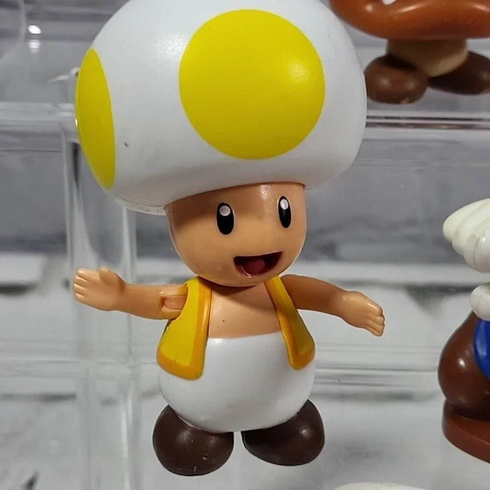 Nintendo Super Mario Bros Figures Lot‎ Of 8 Yoshi Toad Gumba Gamer Cake Toppers